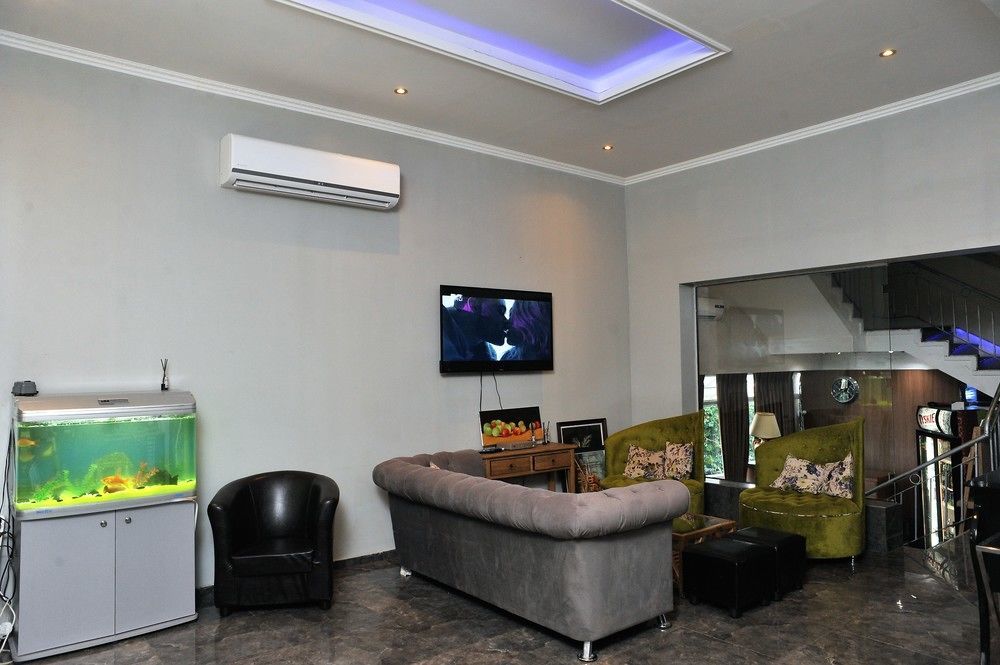 ลากัวเดีย โฮเต็ล Hotel เทลอาวีฟ ภายนอก รูปภาพ